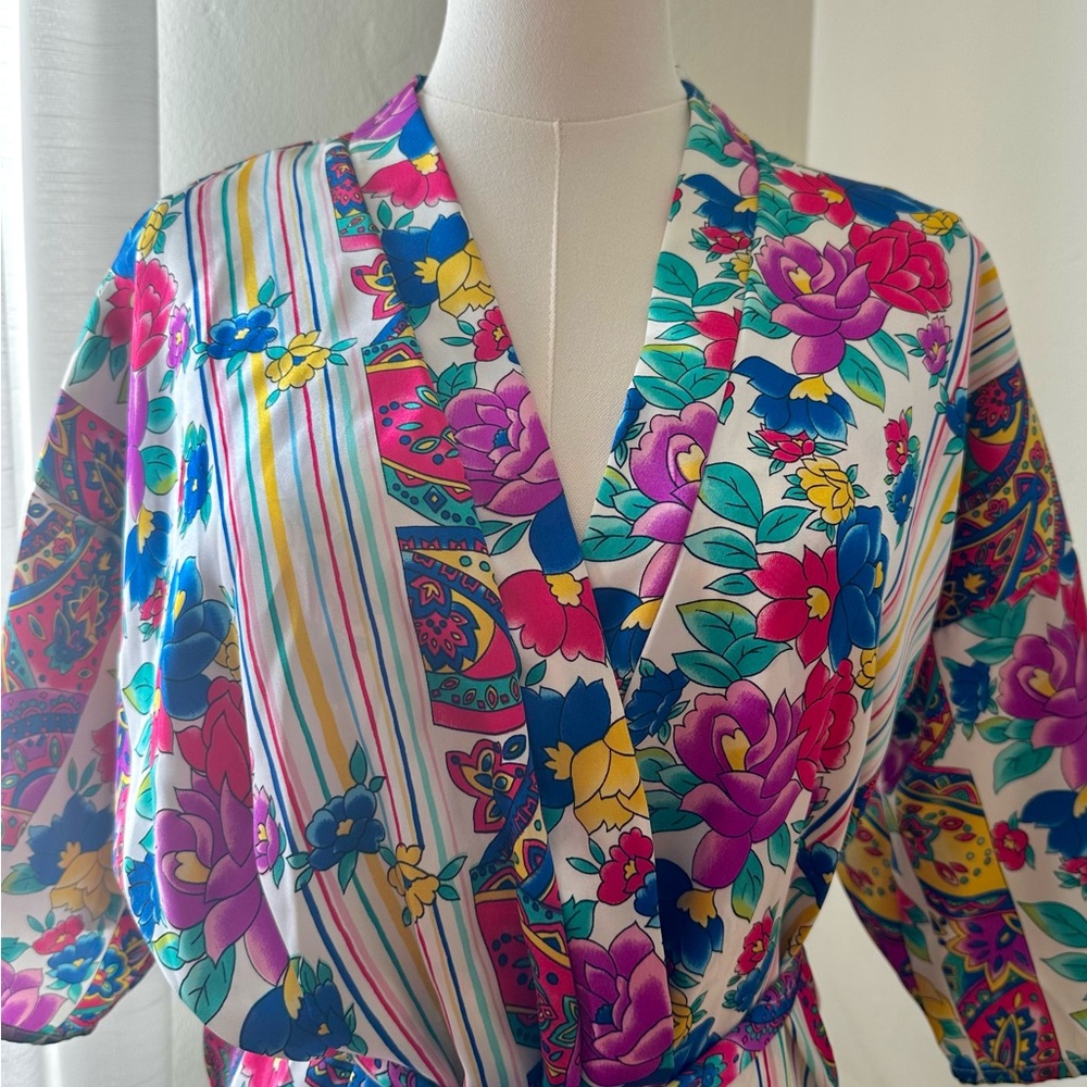 Vintage 2 Piece Floral Multicolor Kimono Robe and Nightgown
